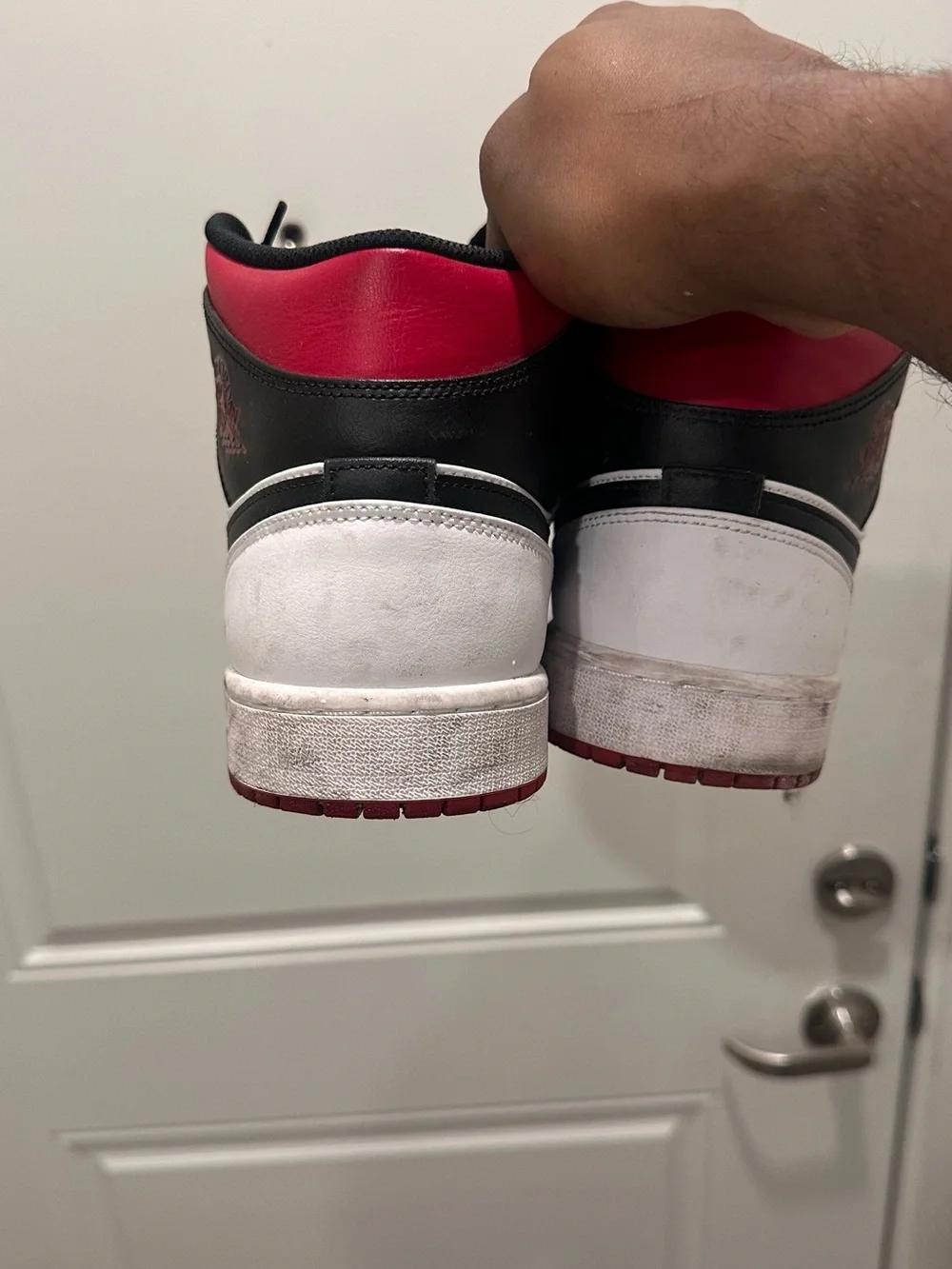 Jordan 1 Mid Black/White/Red Retro Sneakers